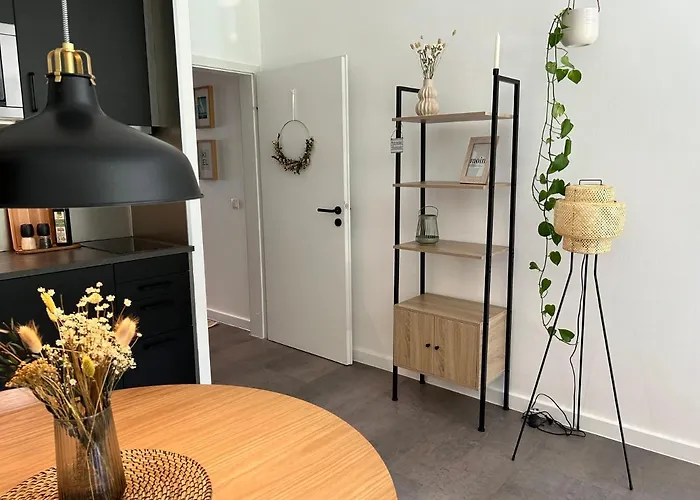 Strandnahes Kiel-schilksee شقة